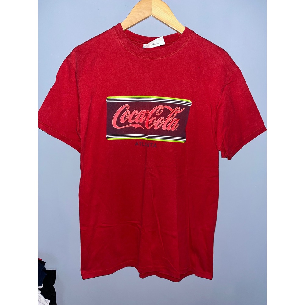 Coca Cola Atlanta T-Shirt Red Graphic Tee Men's Medium Cotton‎
